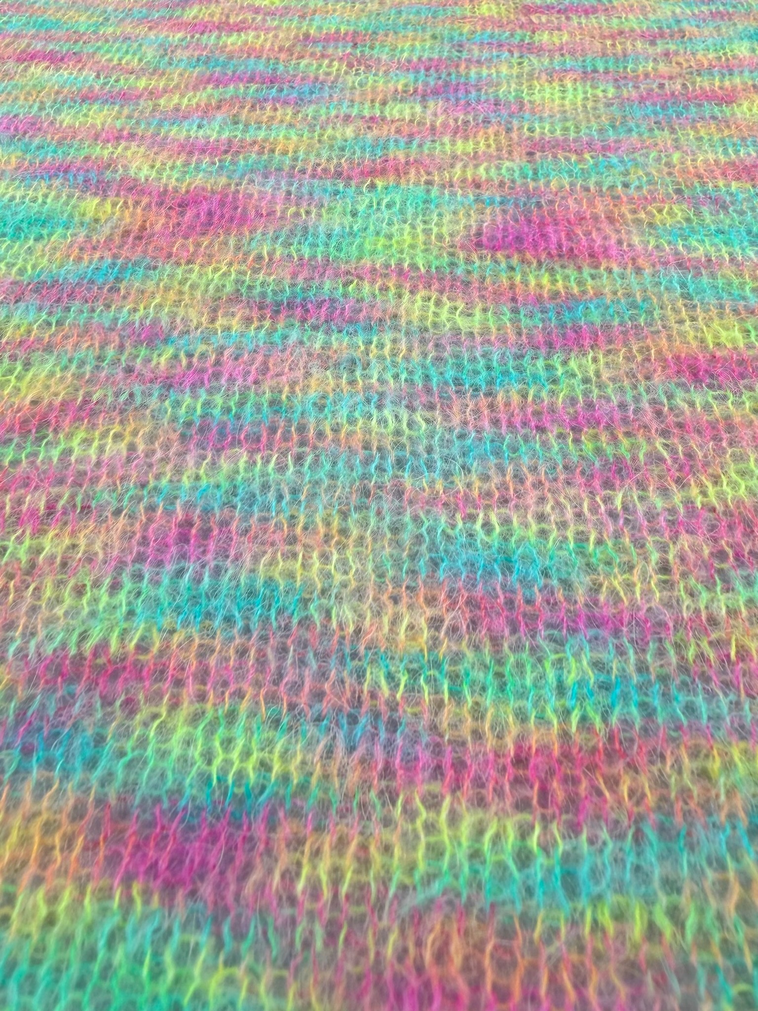 Zimpfer Wolle Selezione Art. Soriano Nm 1/15 – Fil en alpaga baby col. Rose, vert d’eau et jaune 02 photo 4